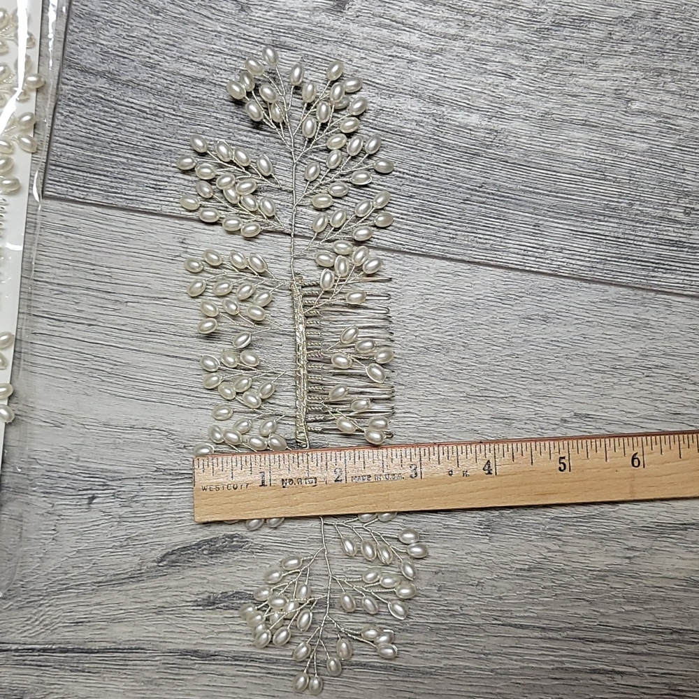NIB Pearl Hair Pieces (4 pieces) - Picture 4 of 5